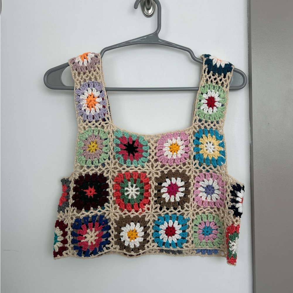 Vestique Multicolor Crochet Crop Top